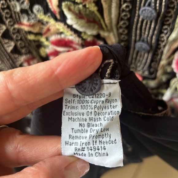 Johnny Was Meadow Embroidered Longline Tunic Blouse. Long Sleeve Black Roomy S - Picture 7 of 11